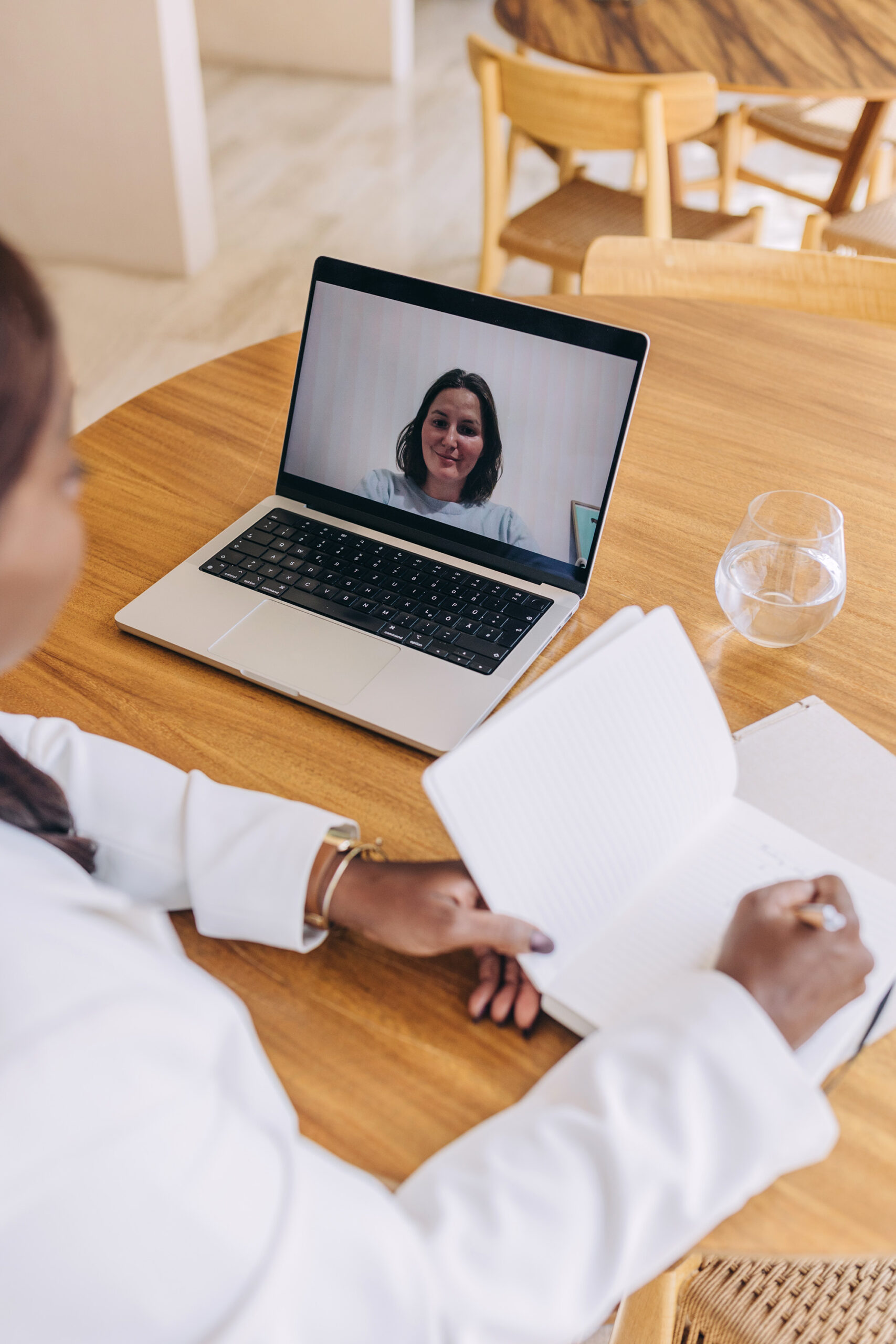BUSINESS COACH